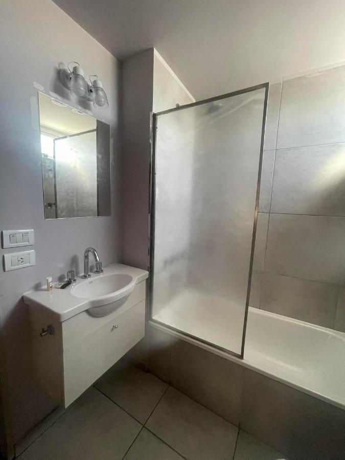 Departamento Por Dia Para 4 Personas Con Cochera Cubierta En Bahía Blanca エクステリア 写真